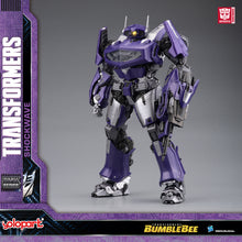 Load image into Gallery viewer, BUMBLEBEE THE MOVIE : 30cm Shockwave Plastic Model Kit