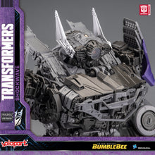 Load image into Gallery viewer, BUMBLEBEE THE MOVIE : 30cm Shockwave Plastic Model Kit